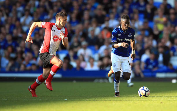 现吸引了众 现吸引了众