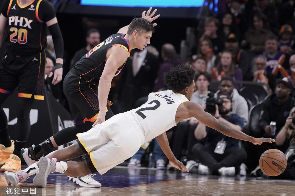 表现出色 表现出色